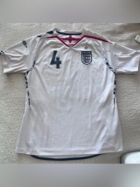 England #4 Gerrard Jersey